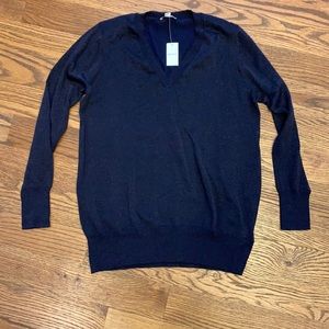 NWT Gap Maternity Navy Blue V-Neck Sweater; Size S